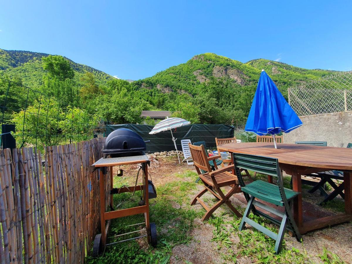 Maison Au Coeur Des Pyrenees Perles-et-Castelet Dış mekan fotoğraf